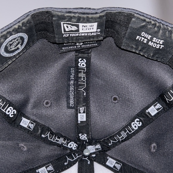 Los Angeles LA Kings 2014 Stanley Cup Champions Locker Room New Era Flex Cap Hat - Picture 8 of 8